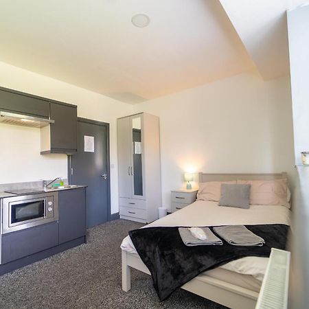 Free Parking Cosy Studios Close To City And Qe And Uob! Birmingham Kamer foto