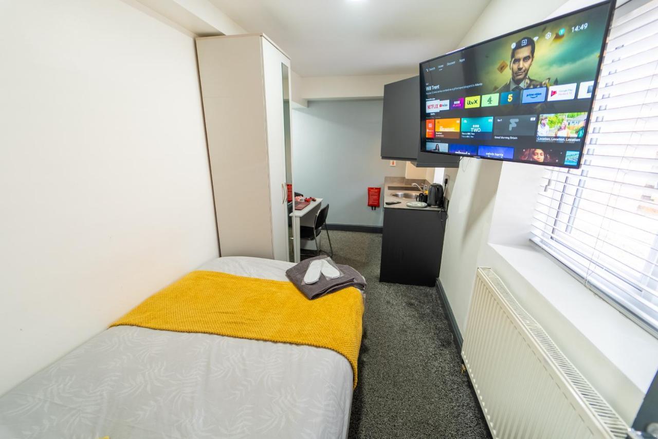 Free Parking Cosy Studios Close To City And Qe And Uob! Birmingham Kamer foto