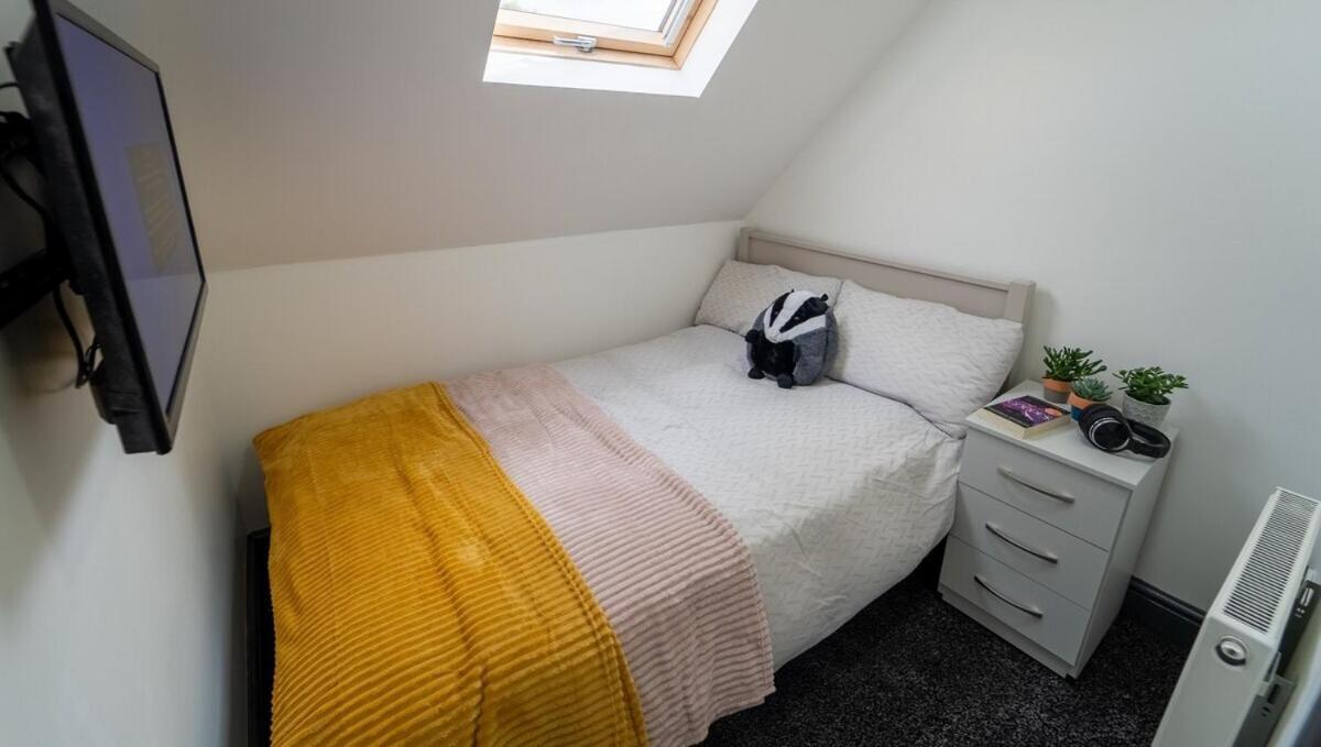 Free Parking Cosy Studios Close To City And Qe And Uob! Birmingham Kamer foto