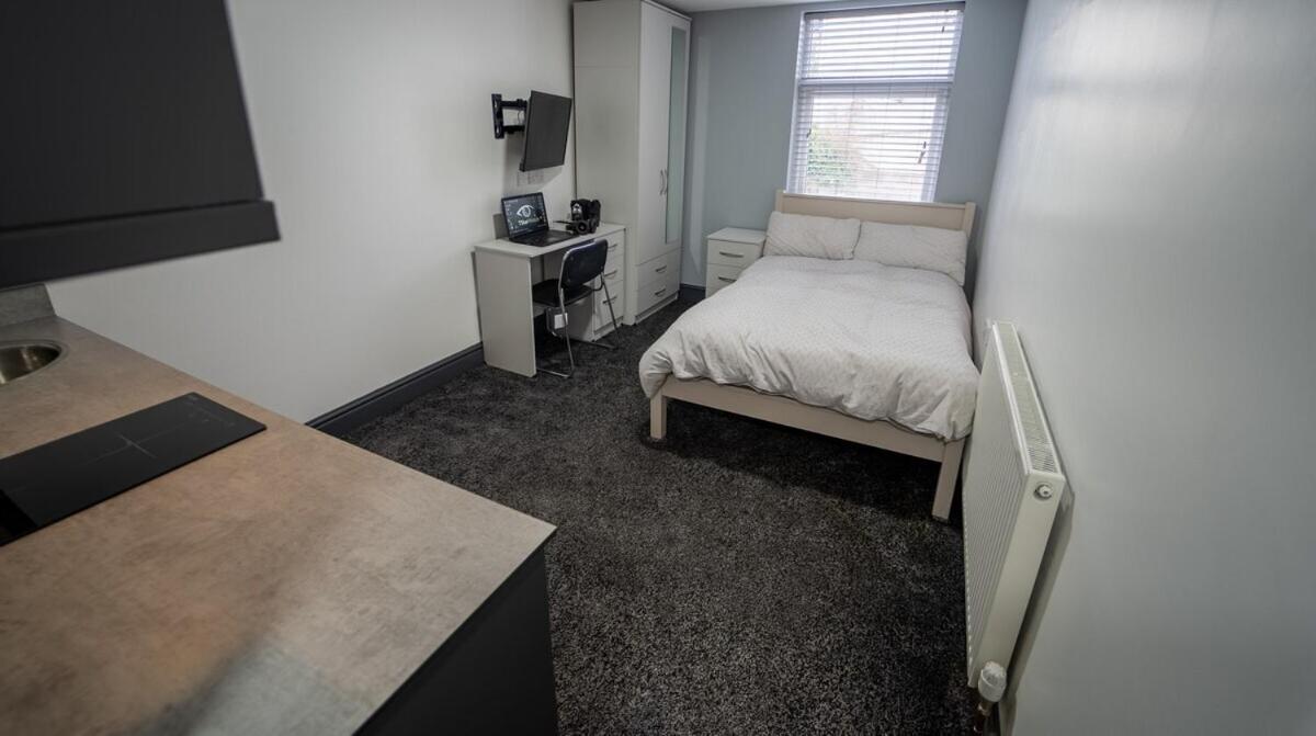 Free Parking Cosy Studios Close To City And Qe And Uob! Birmingham Kamer foto
