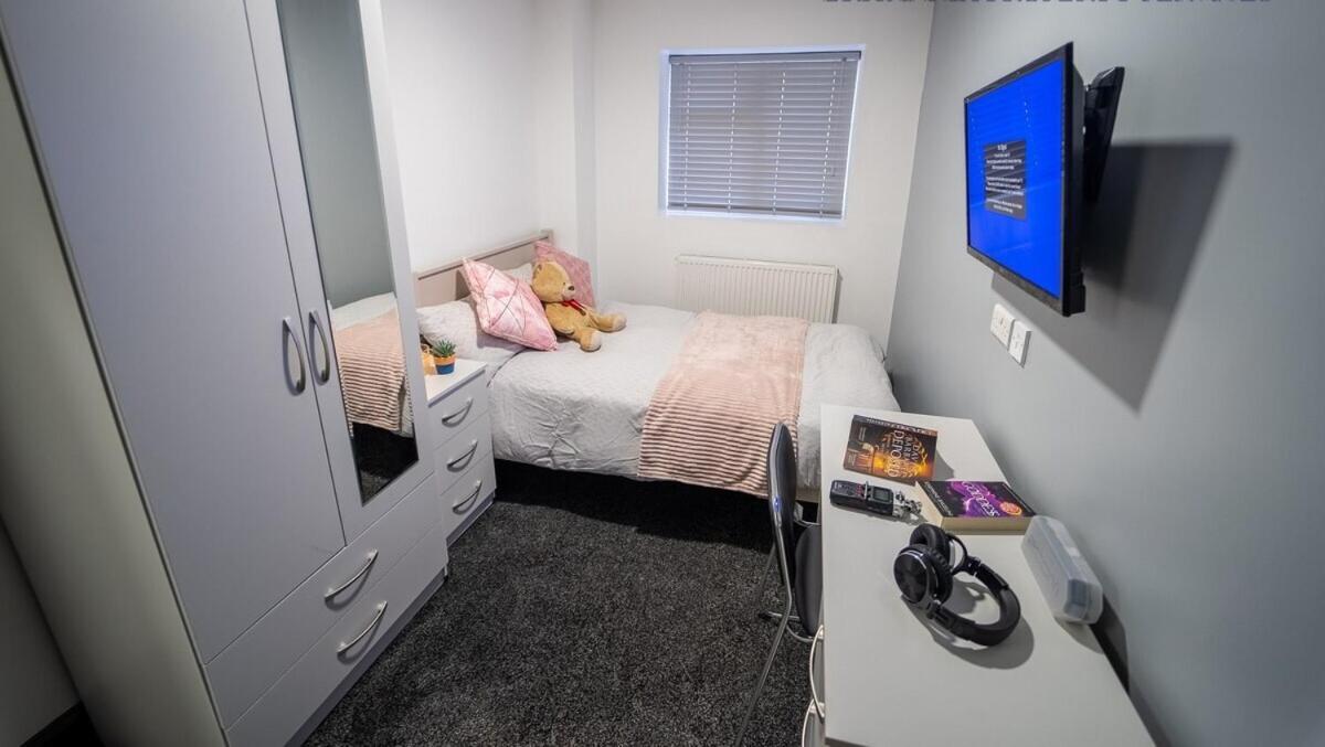 Free Parking Cosy Studios Close To City And Qe And Uob! Birmingham Kamer foto