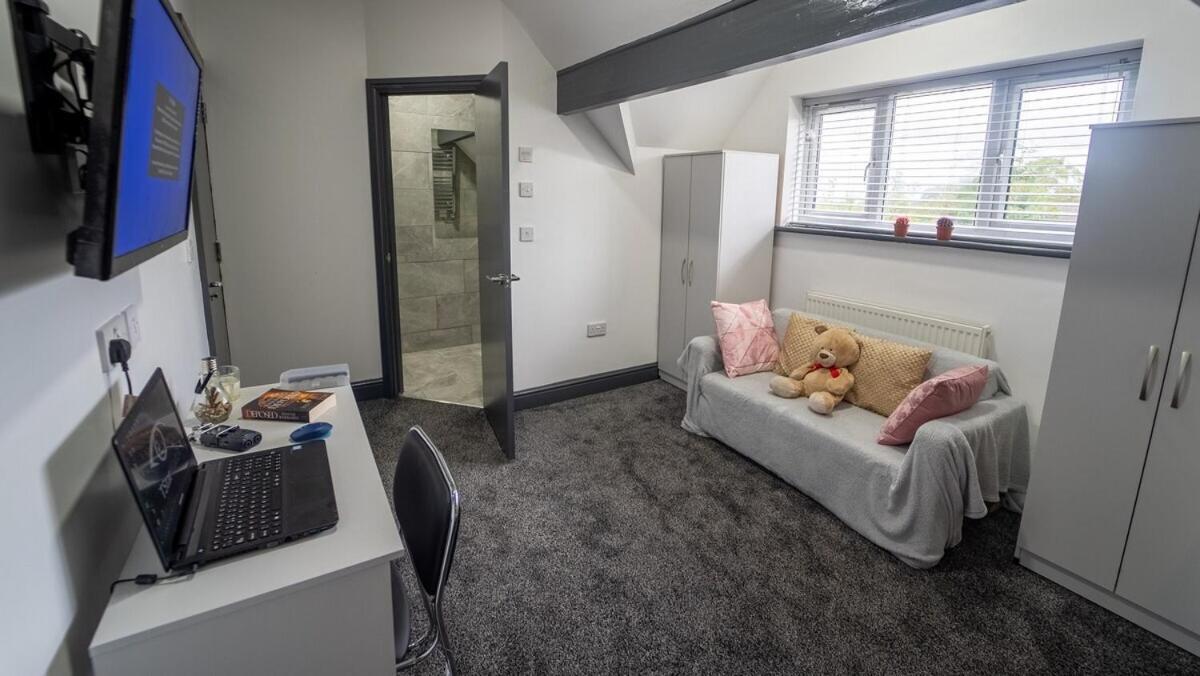 Free Parking Cosy Studios Close To City And Qe And Uob! Birmingham Kamer foto
